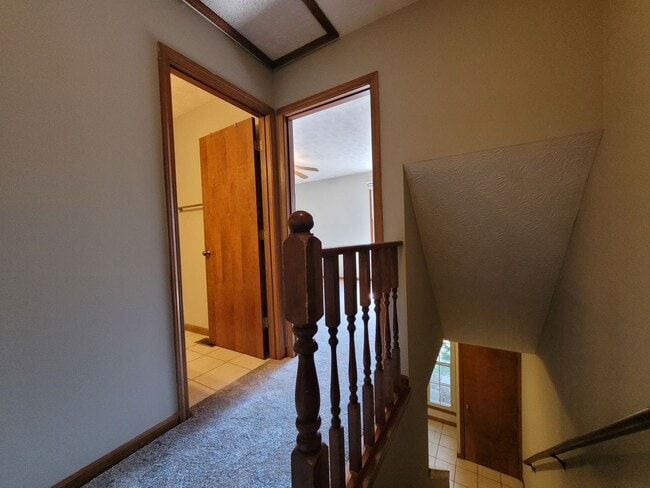 Building Photo - 3 Bedroom, 2.5 Bath Townhouse in Beavercreek!