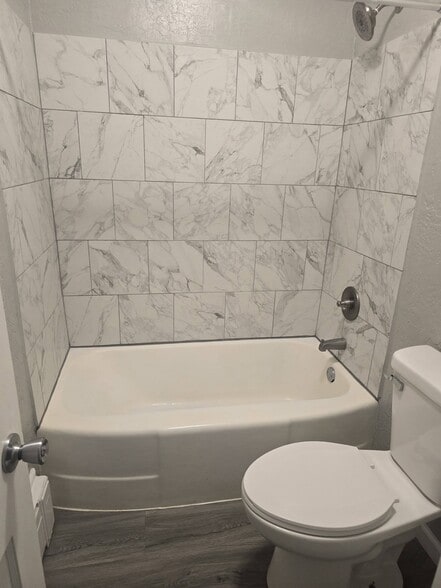 Building Photo - 157 14th St SE