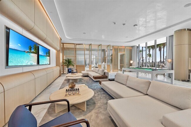 Building Photo - 900 N Ocean Blvd