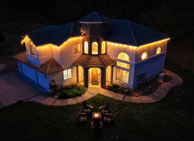 Building Photo - 40423 Big Oak Flat Rd S