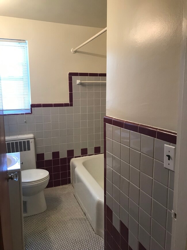 Building Photo - 3129 Boudinot Ave