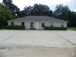 Building Photo - Prime Northeast Pensacola Location – 1BD/1...