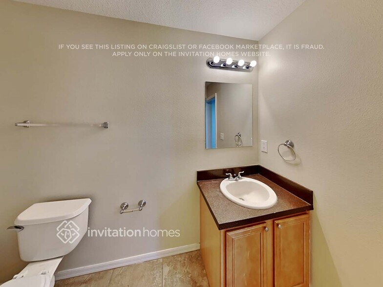Building Photo - 9640 Simeon Dr