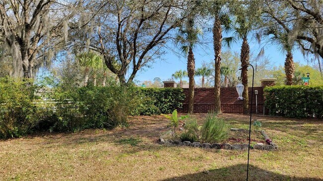 Building Photo - 421 Holly Fern Trl