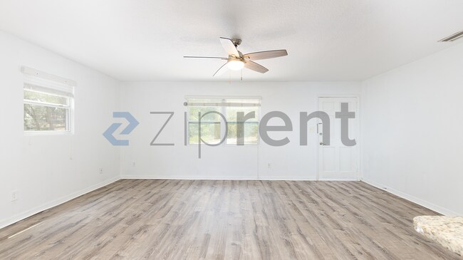 Building Photo - 929 Pahoa St