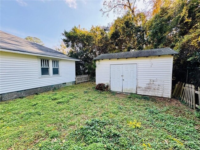 Building Photo - 1803 N Floyd Ave