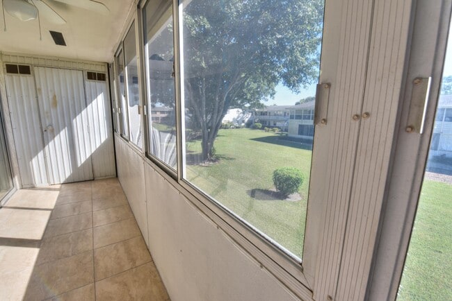 Building Photo - 89 Canterbury D