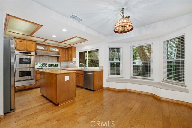 Building Photo - 24881 Village Wood Ln