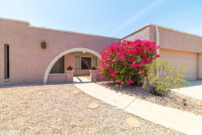 Building Photo - 2847 E Acoma Dr