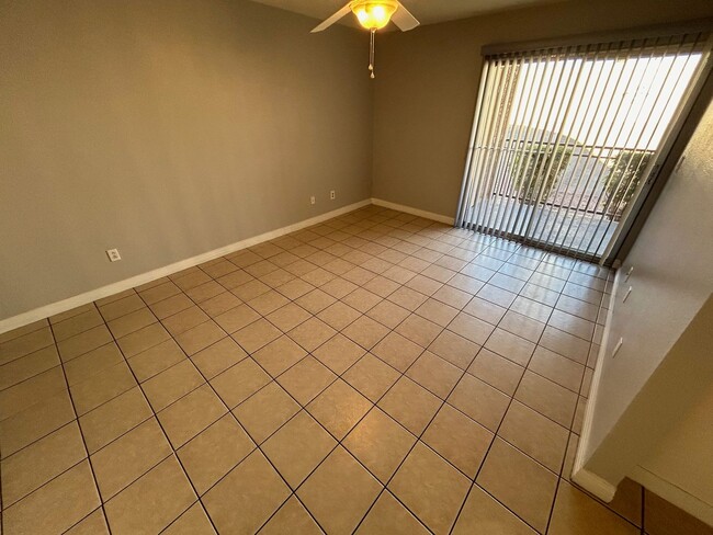 Building Photo - ADORABLE 1 BEDROOM 1 BATHROOM 1ST FLOOR CO...