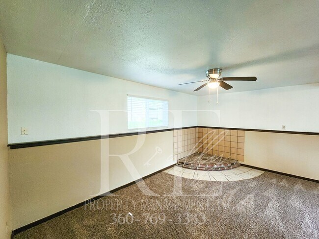 Building Photo - Spacious Living With Extra Comfort: Bonus Room & Expansive Yard