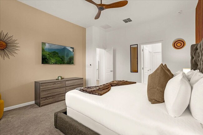 Building Photo - 262 Marcello Blvd