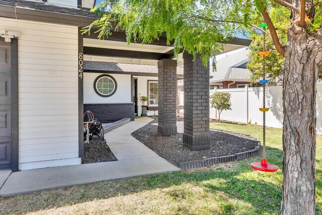 Building Photo - 8004 Caymus Dr