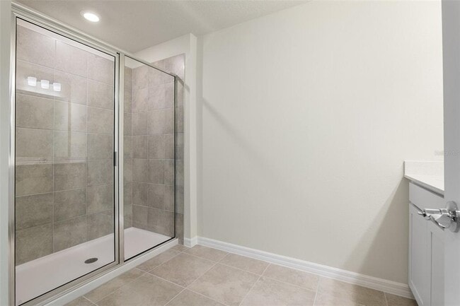Building Photo - 3142 Emerald Acrs Ln
