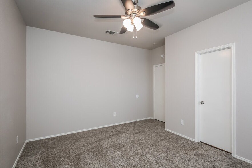 Building Photo - 1137 Alicia Ln