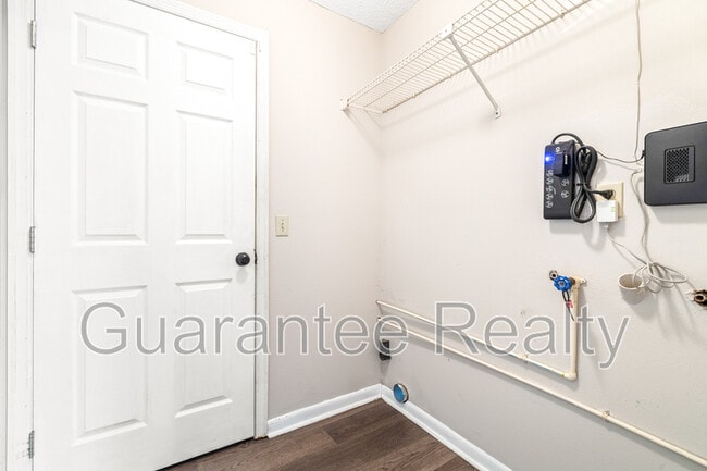 Building Photo - 1611 High Point Ct SW
