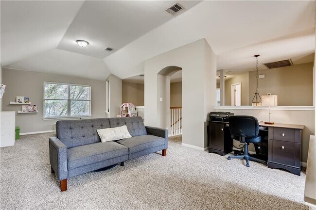 Building Photo - 919 Cashew Ln