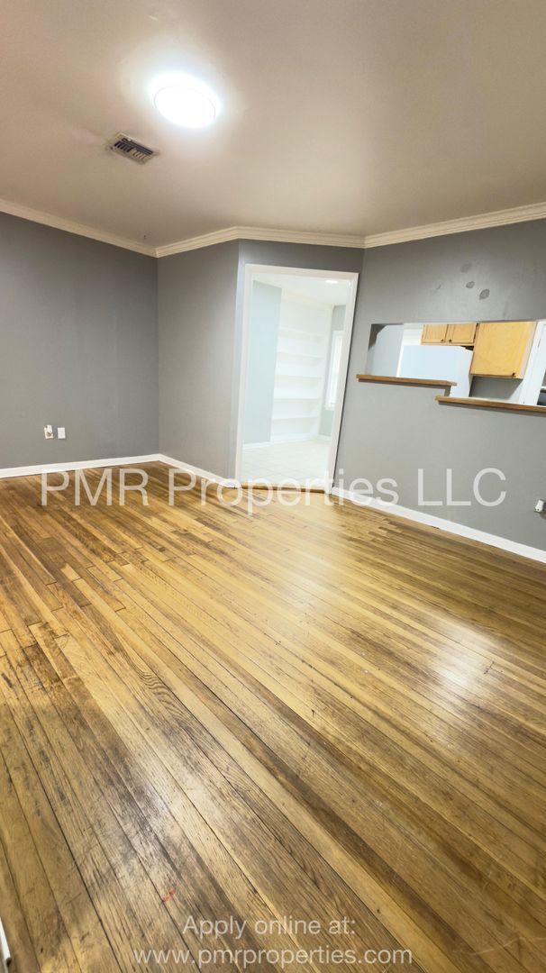 Building Photo - 2311 NW Denver Ave