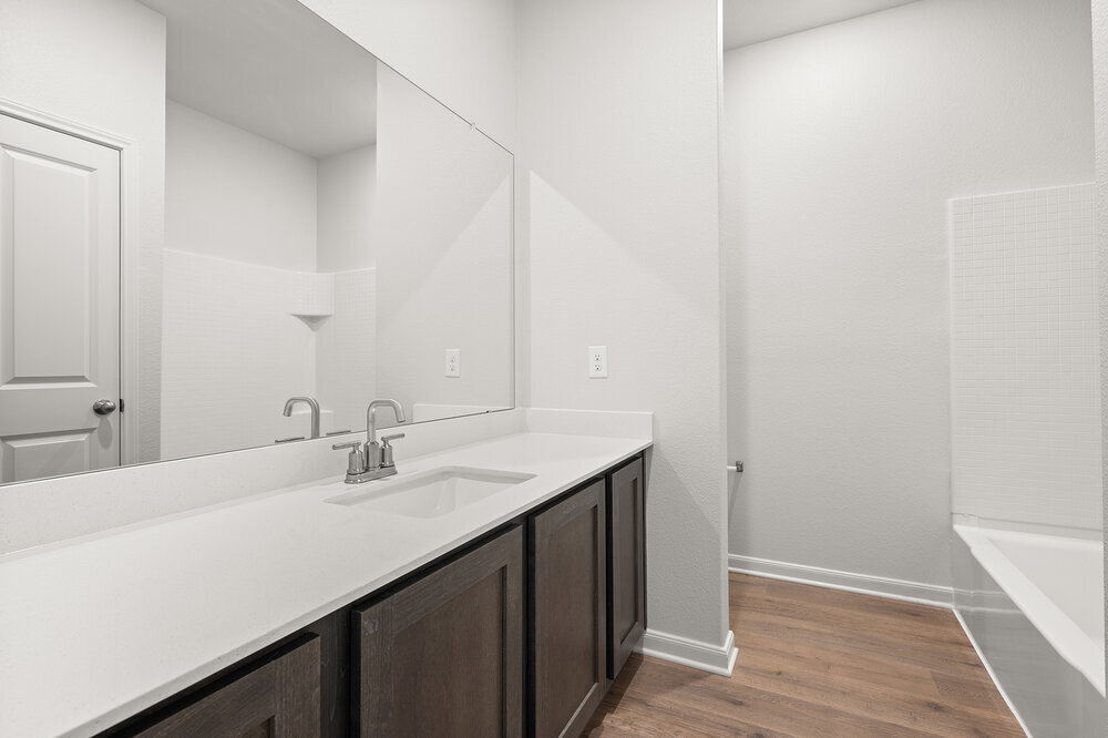 Building Photo - 214 Julian Davis Dr