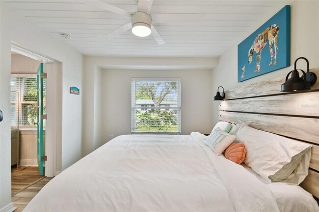 Building Photo - 4324 S Clark Ave