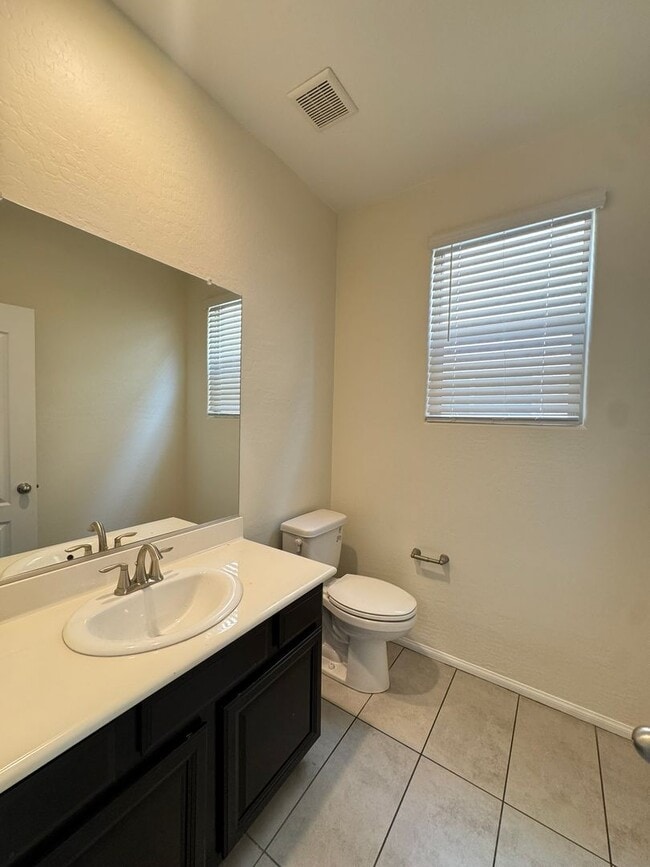 Building Photo - Brand New Home for Rent in Mountains Edge