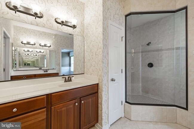Building Photo - 2915 Murano Way