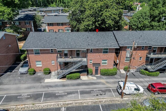 Building Photo - 4282 Roswell Rd