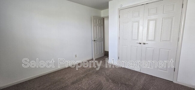Building Photo - 9121 Brickshire Pkwy