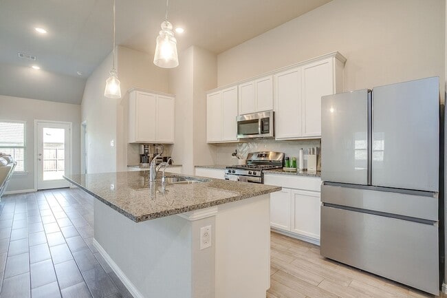 Building Photo - 8924 Lantana Meadow Dr