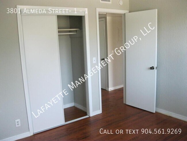 Building Photo - 3801 Almeda St