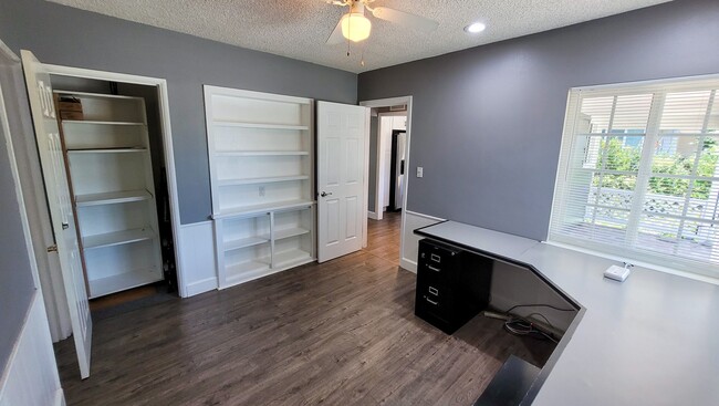 Building Photo - 4 Bed 2 Bath House in East Whittier Availa...