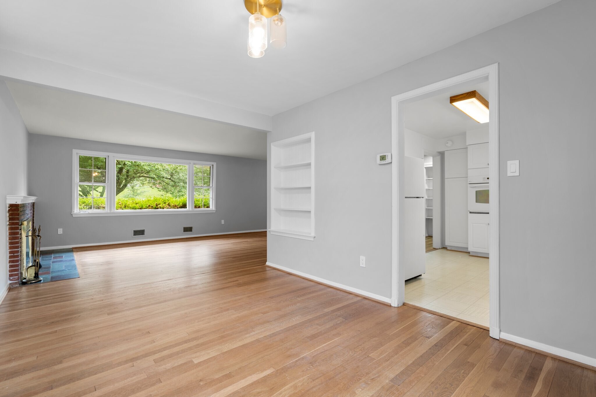 Building Photo - 4907 Elsmere Ave
