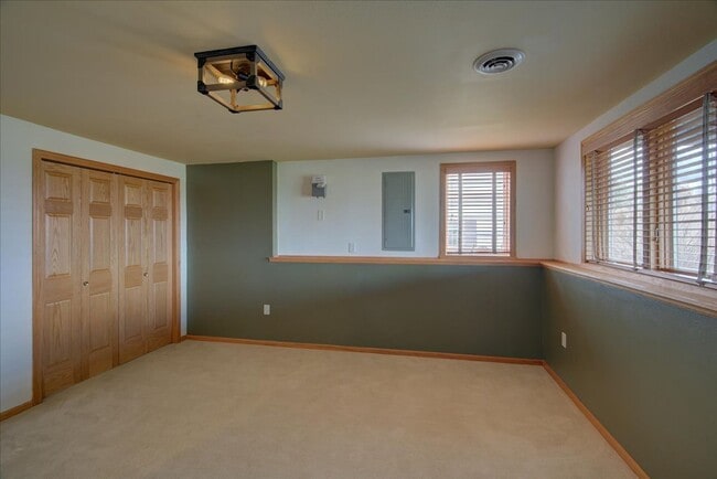 Building Photo - 2644 Mica Rd