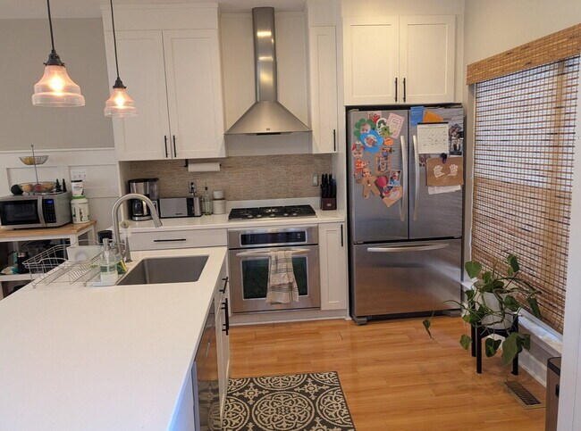 Building Photo - Leesburg Leisure