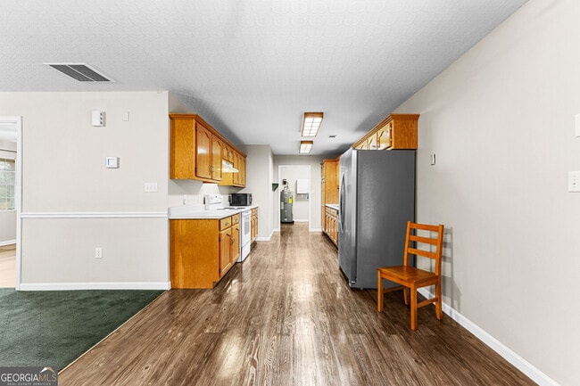 Building Photo - 3957 Tommy Lee Cook Rd