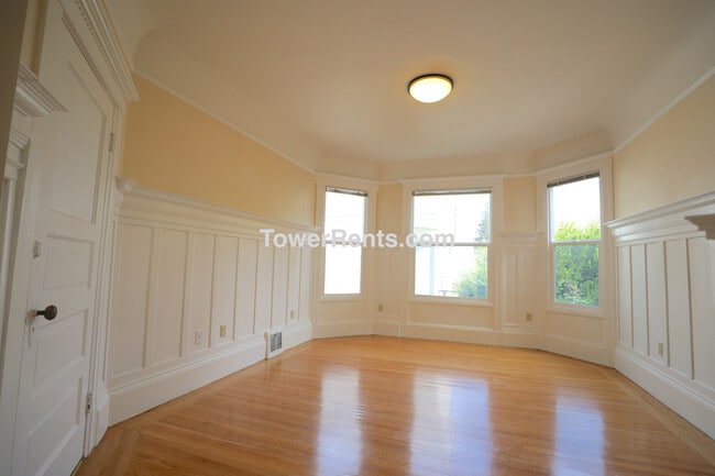 Building Photo - 309-311 Church Street