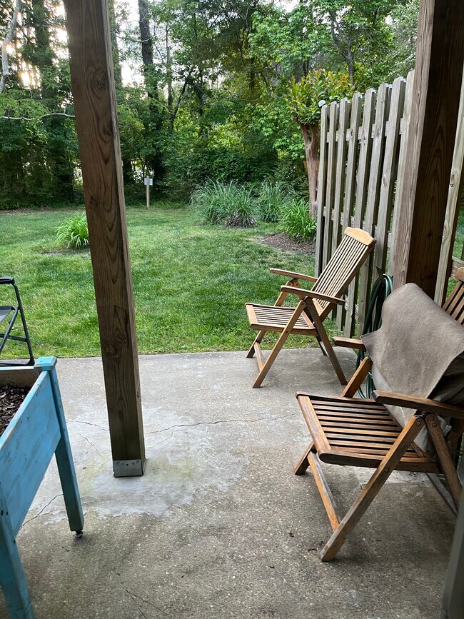 Building Photo - 839 Virginia Beach Blvd