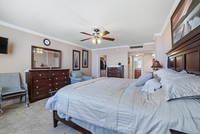 Building Photo - 3450 S Ocean Blvd