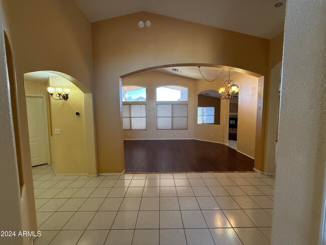 Building Photo - 9641 E Onza Ave