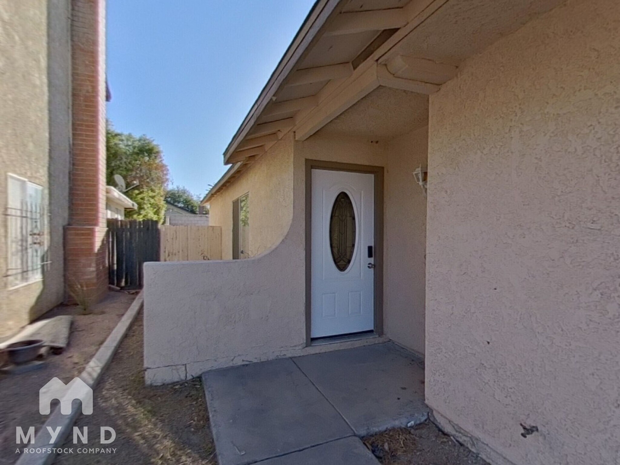 Building Photo - 1368 S Christy Ln