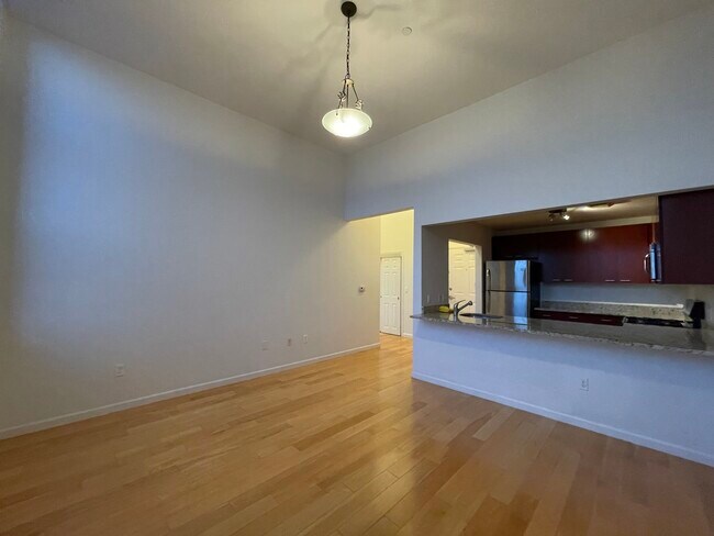 Building Photo - 114 Fair St