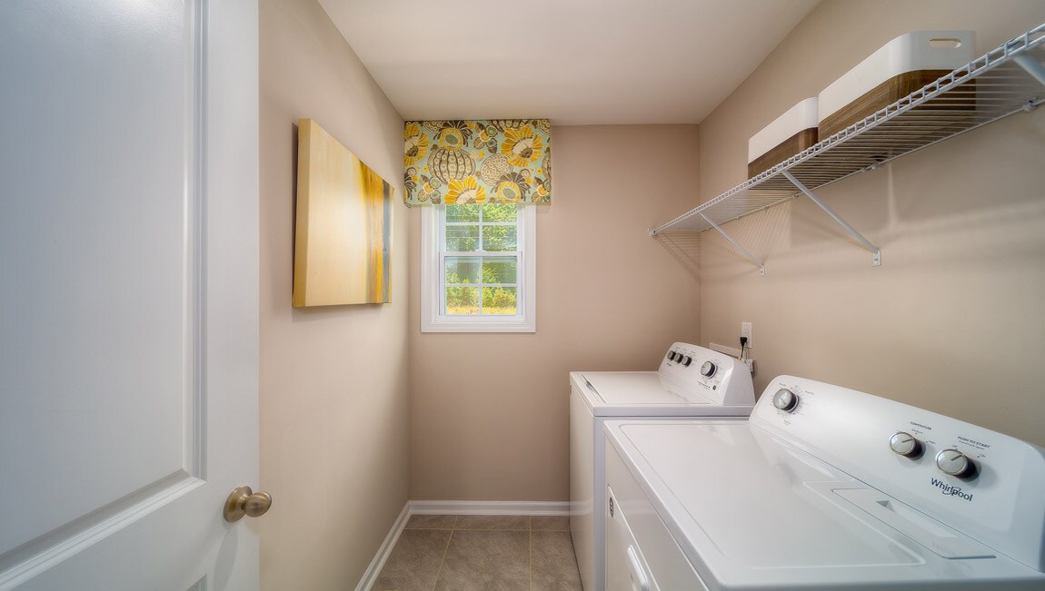 Building Photo - 6101 Treehouse Dr