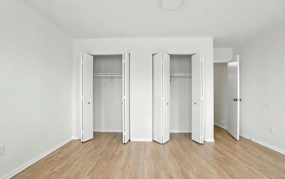 Bedroom 1 - 800 E North Ave