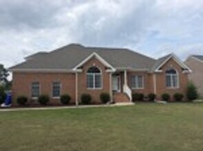 Building Photo - 7003 Neal Ct
