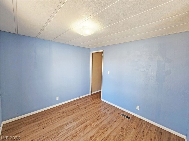Building Photo - 80 Stanley Dr