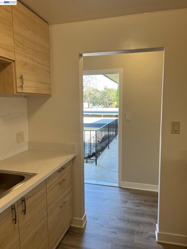 Building Photo - 36976 Mulberry St