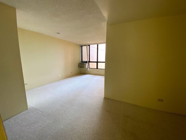 Building Photo - 504YAS