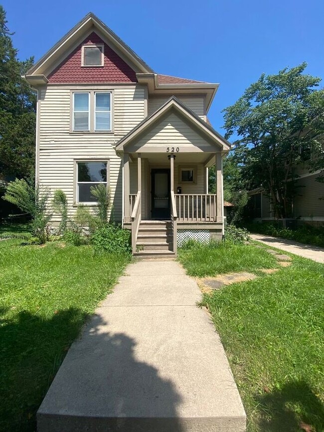 Building Photo - $2,250 | 3 Bedroom, 1.5 Bathroom House | NO PETS | Available for Immediate Move In!