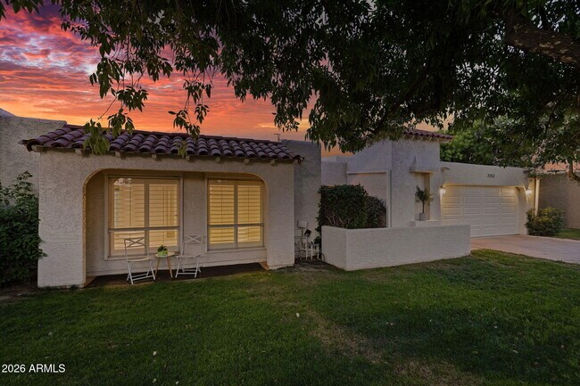 Building Photo - 7352 E Valley Vista Dr