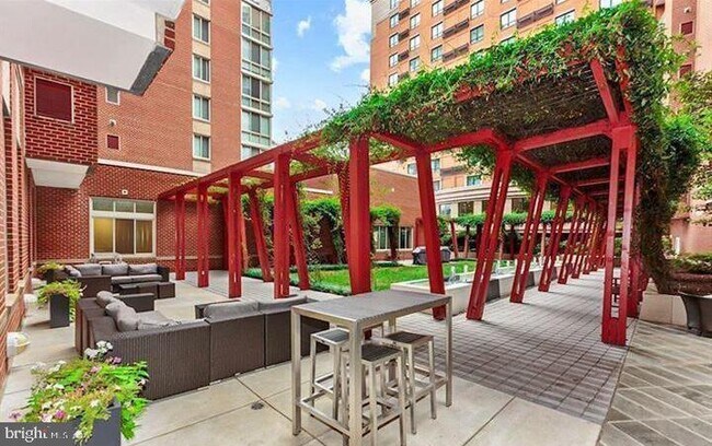 Building Photo - 1000 New Jersey Ave SE